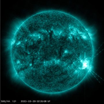 Watch as the Sun Unleashes a Powerful Flare That Sends Radiation Rocketing Toward Earth