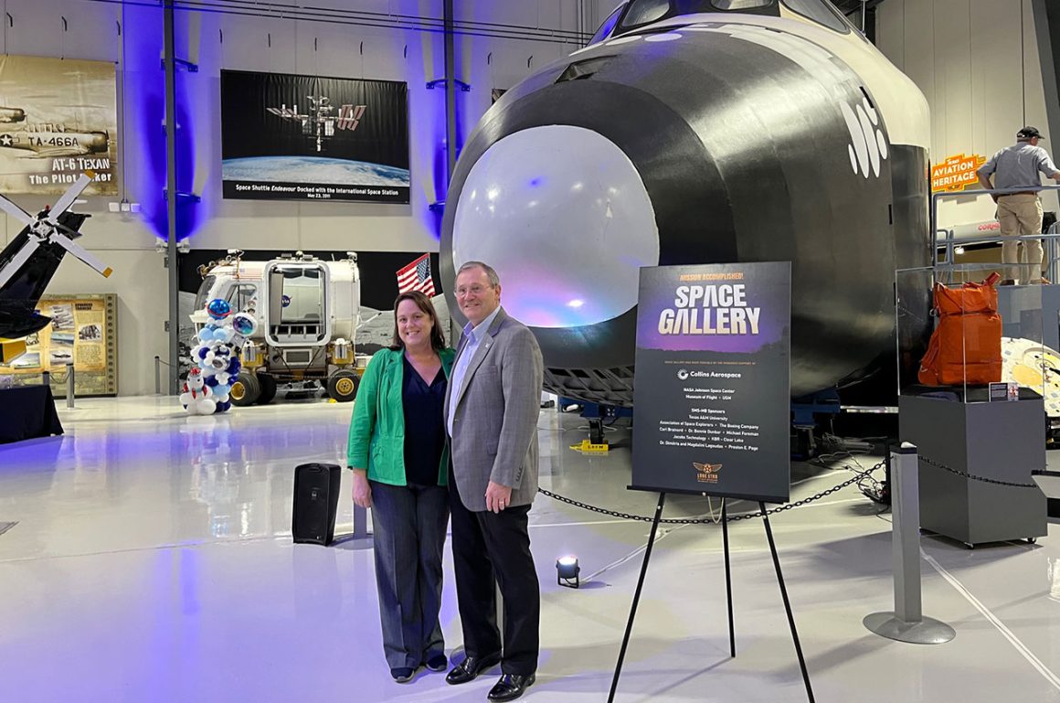 Shuttle simulators and astronaut artifacts featured in new Lone Star ‘Space Gallery’