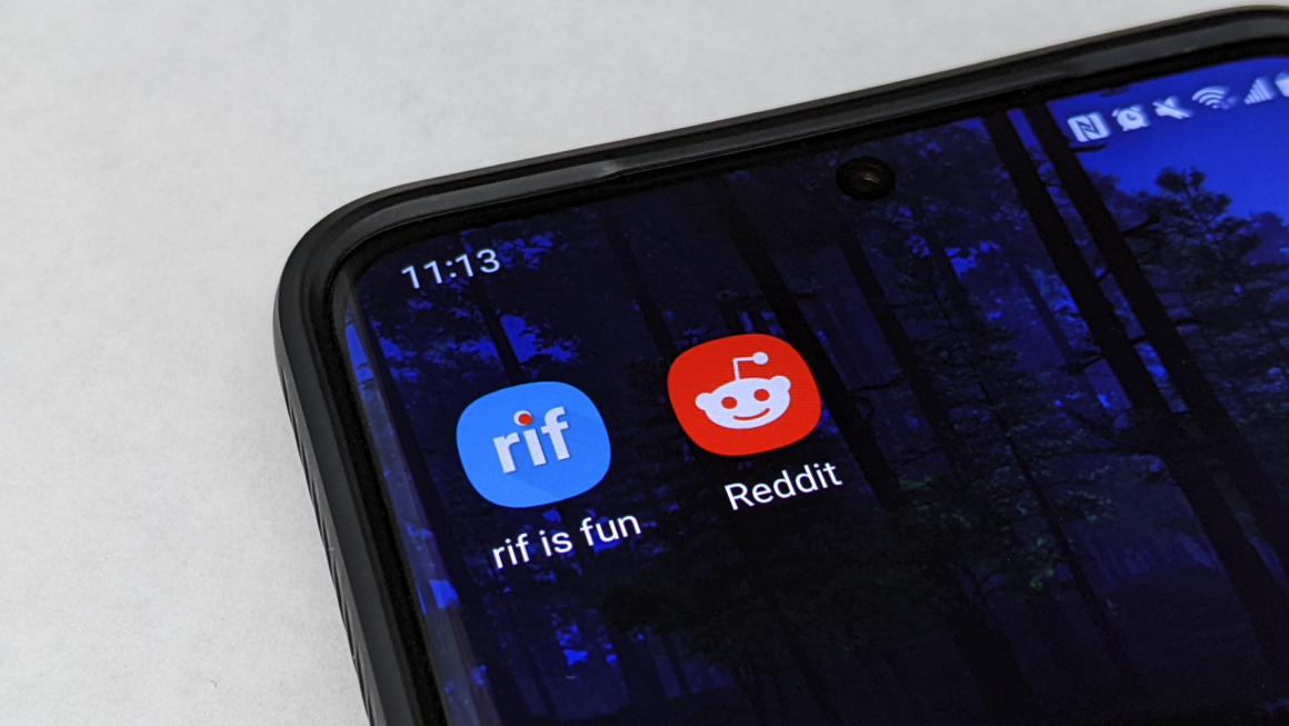 Your Favorite Reddit App Could Get Costly