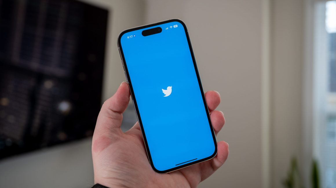 How to Disable / Enable NSFW Content in Twitter
