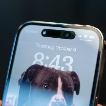 Why iPhones Are Worth More Than Android at Trade-In