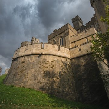 Plans for 5G mast in Edinburgh ‘will damage iconic castle view’