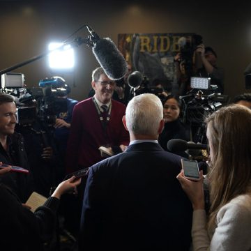 Can Americans trust the news? Confidence is slipping, poll finds.