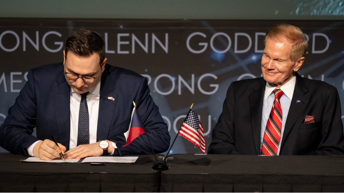 czech-republic-signs-artemis-accords-for-peaceful-cooperative-and-sustainable-moon-exploration.png Czech Republic signs Artemis Accords for ‘peaceful, cooperative and sustainable’ moon exploration