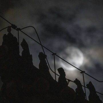 1st lunar eclipse of 2023 dims full moon ever so slightly