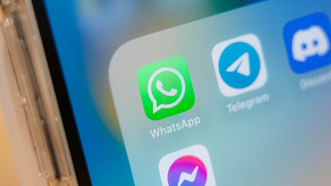 How to Spot a WhatsApp Scam