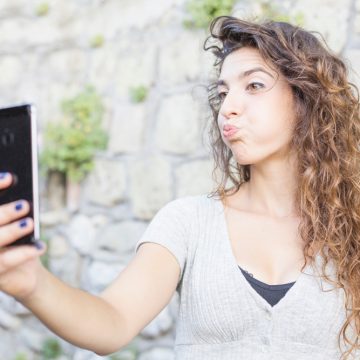 Should social media face-altering filters be regulated?