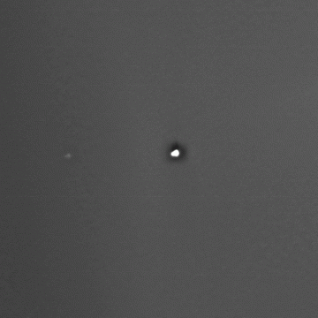 Mars orbiter spies a tiny Earth and moon from the Red Planet (photos)