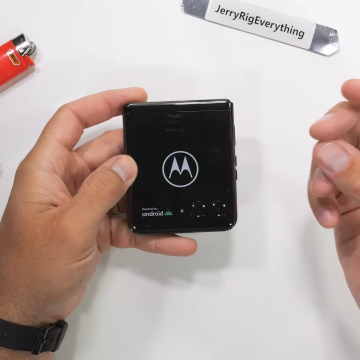 Motorola Razr Plus durability test comes to unprecedented end