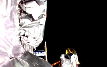 Doomed Peregrine moon lander snaps another selfie as it zooms away from Earth (photo)