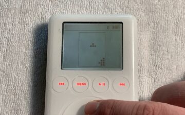 Apple built a Tetris clone for the iPod but never released it