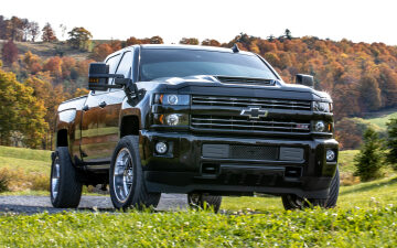 The Reason Why Some Chevrolet Bow Tie Emblems Are Black