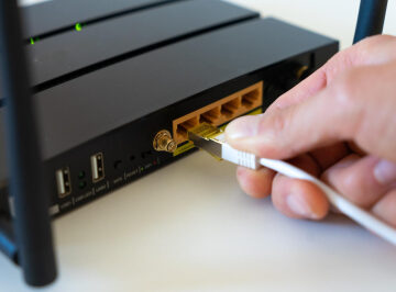 6 genuinely helpful uses for the USB port on your