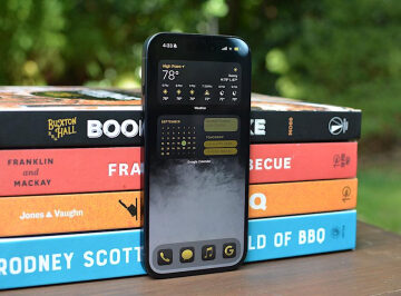 iOS 18.4 is available now with new emoji, Apple News+