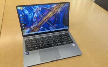 This Cyber Monday Samsung laptop deal is too good to