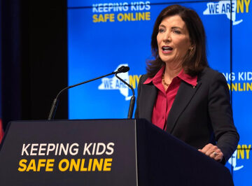 New York State will require warning labels on social media