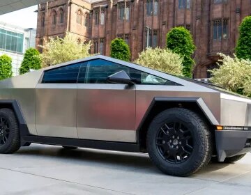 Tesla’s “cheaper” Cybertruck arrives at $59,990, still far from the