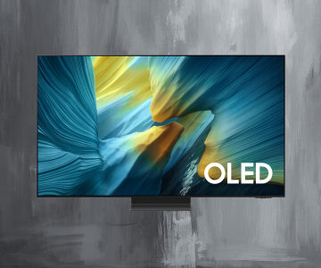 Flagship Samsung S95F OLED TV falls to $899, demolishing lowest