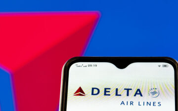 def-con-crowd-suspected-in-fake-hotspot-attack-on-delta-flight.jpg DEF CON crowd suspected in fake-hotspot attack on Delta flight