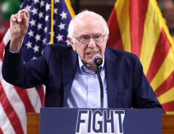 New Bernie Sanders bill would ban superintelligent AI and threaten